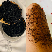 Load image into Gallery viewer, Refreshing Coffee Face Scrub (4oz)